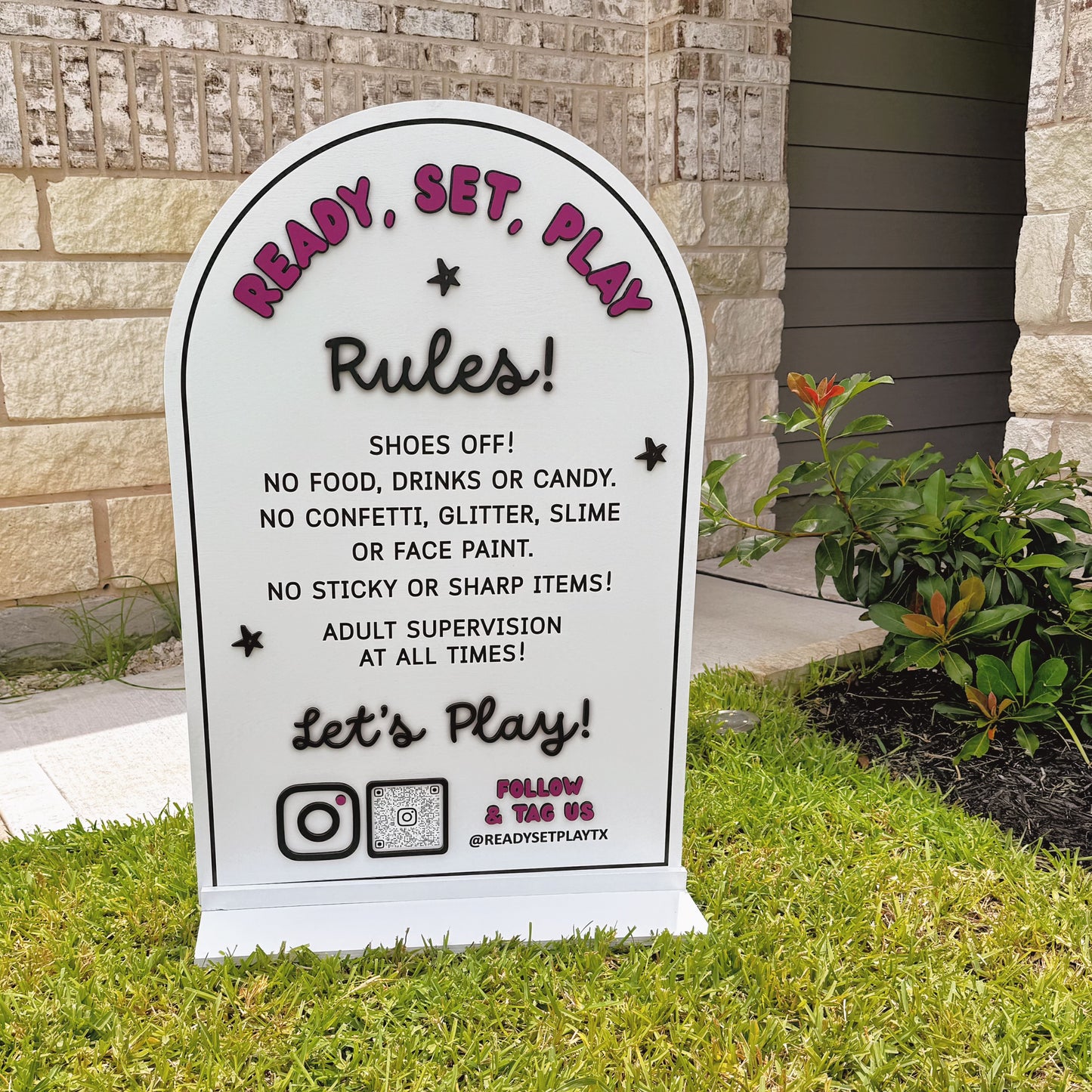 3D Freestanding Sign